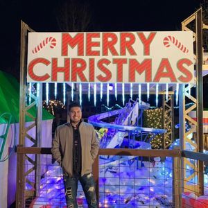 Meet your Posher, Moises